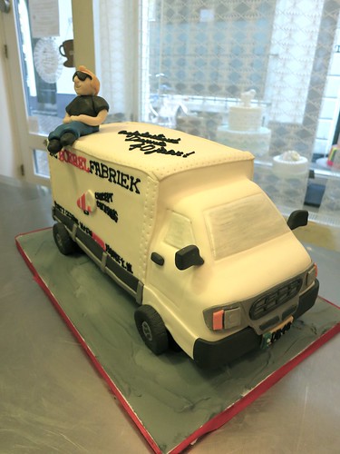 3D Delivery Truck Cake by CAKE Amsterdam - Cakes by ZOBOT