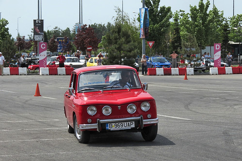 [Dacia 1100; fotografie de Alex Pănoiu, pe Flickr]