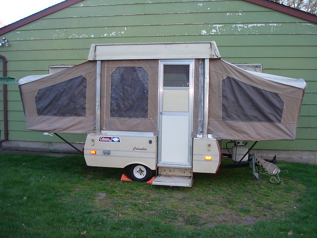 Our "New To Us" 1987 Coleman Columbia! | PopUpPortal 1988 Coleman Sun Valley Pop Up Camper