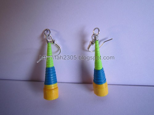 Handmade Jewelry - Paper Trumphet Earrings (Green,Blue,Yellow) by fah2305