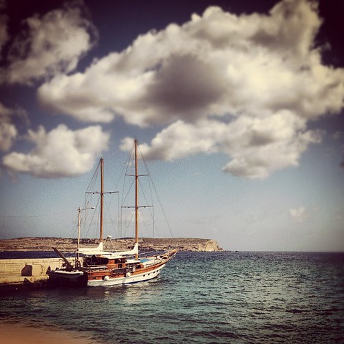 Waiting for the ferry to Camino #malta  #europe by Vic Sultana