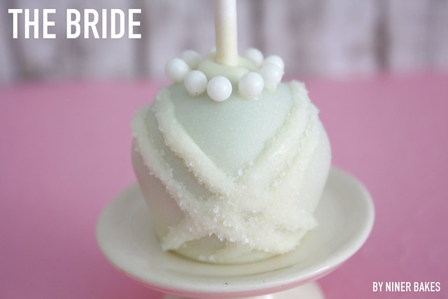 Wedding Cake Pops: Bride and Groom