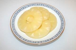 04 - Zutat Ananas / Ingredient ananas