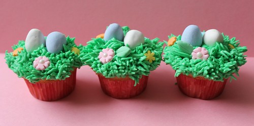 Mini Easter cupcakes - 1
