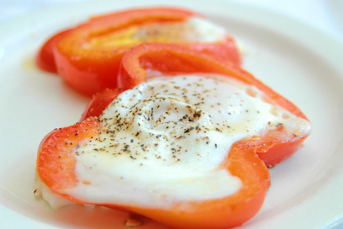 recipe: red bell pepper ringed sunny side up eggs!