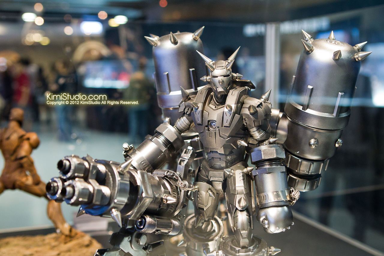 2011.11.12 HOT TOYS-136