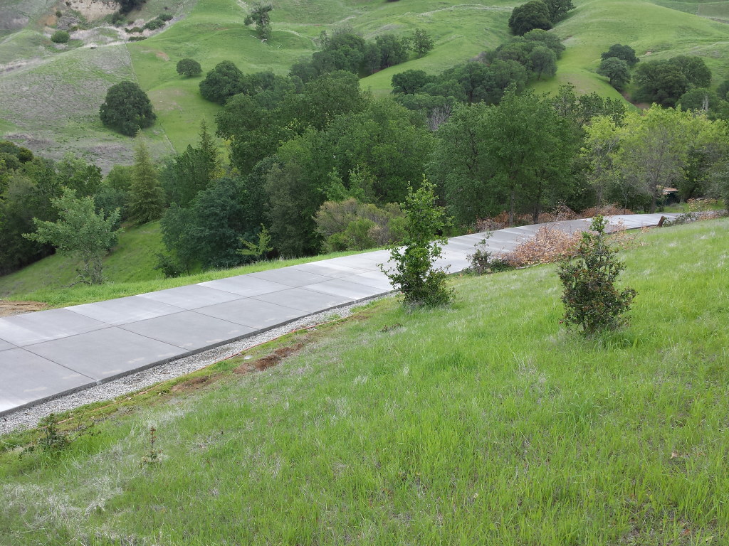 Long Driveway On Slope In Vacaville