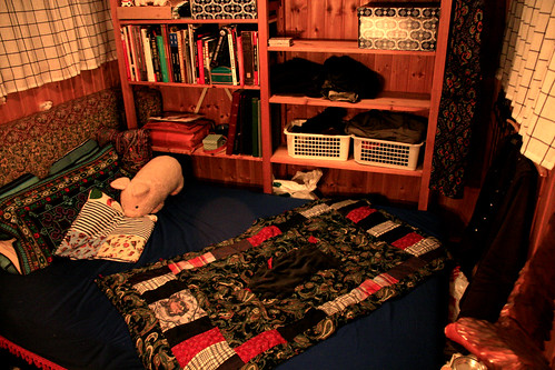 The piggy quilt adorning my bed!
