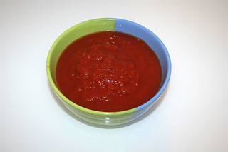 04 - Zutat Tomatenstücke / Ingredient tomatoes
