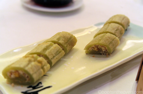 Sweet Sticky Rice Roll with Peanuts, in the shape of sugarcane