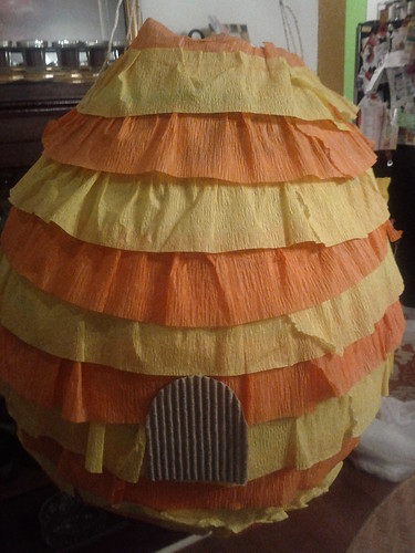 Beehive Piñata