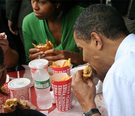 obama-eating-burger-fries5