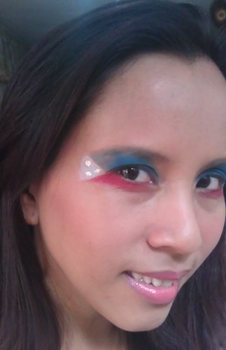 EG Eye Wear My Flag Proud makeup look
