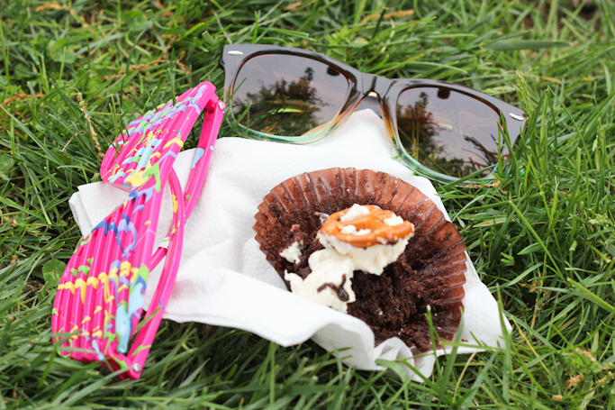 cupcakes and sunglasses