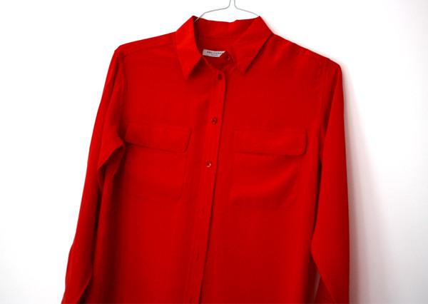 equipment_red_blouse