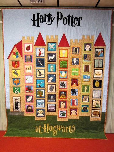 Harry Potter At Hogwarts - Castle Quilt