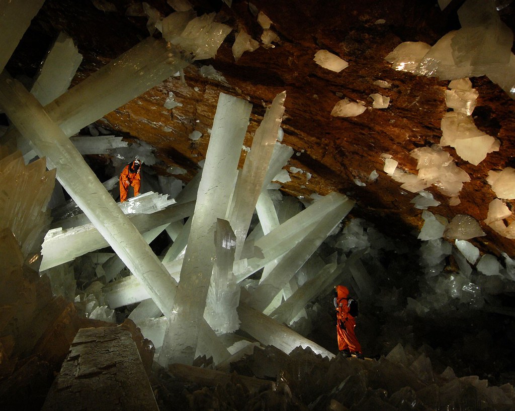 13569_giant-crystal-cave-2_12801024