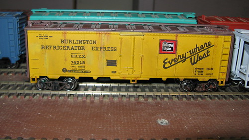 A 40 foot ice cooled refrigerator car from the Chicago, Burlington & Quincy Railroad in H.O Scale. by Eddie from Chicago