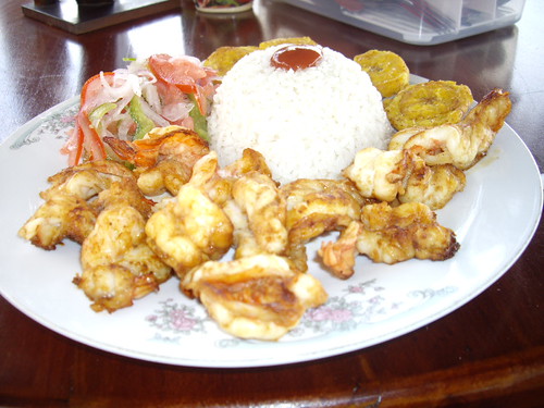 This was our average meal. Rice, Shrimp, Vegetables, and fried bananas. :)