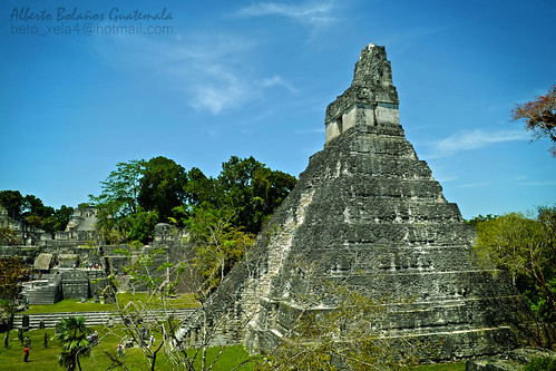 Tikal, Guatemala. by alberto bolaños1
