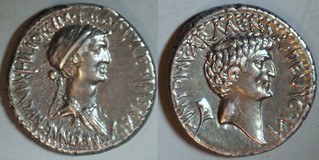543/1 Cleopatra, Mark Antony Denarius, ANTONI ARMENIA DEVICTA, CLEOPATRAE REGINAE REGVM, Cleopatra, prow, Antony, Armenian tiara. Asia 32BC.