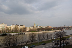 Vue sur la Moskova et le Monastère Novospassky