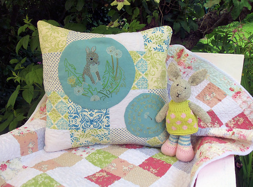 Dandelion Bunny Embroidery (3)