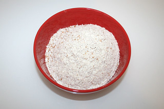 02 - Zutat Weizenvollkornmehl / Ingredient wheat whole grain flour