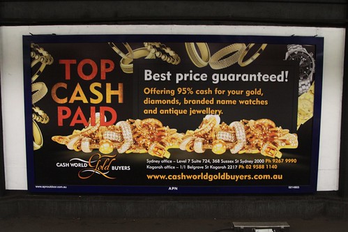 'Top cash for gold' billboard