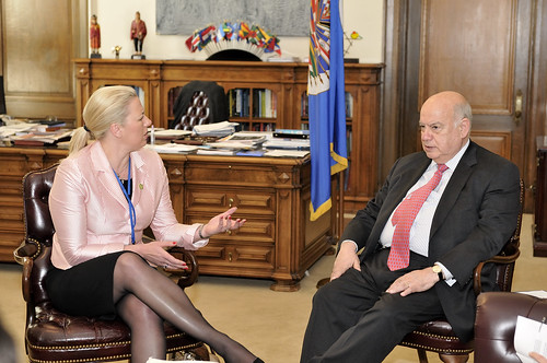 OAS Secretary General Receives Finance Minister of Finland