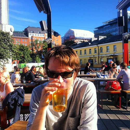 @kaeru enjoying the Finnish sun together with all the Finnish people