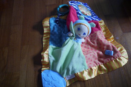 Baby teething blanket