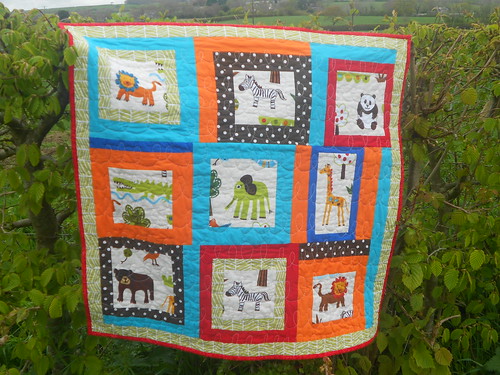 Finished baby quilt zoo