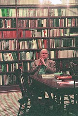 eric_in_library