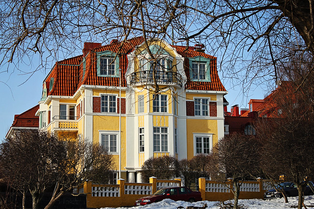 yellow house front