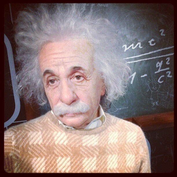 Albert Einstein e= mc 2