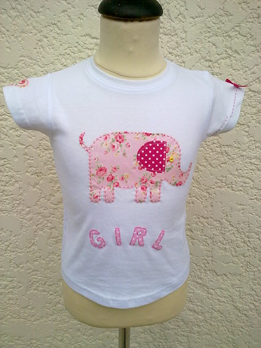 T-shirt de menina 2/3 anos by ♥Linhas Arrojadas Atelier de costura♥Sonyaxana