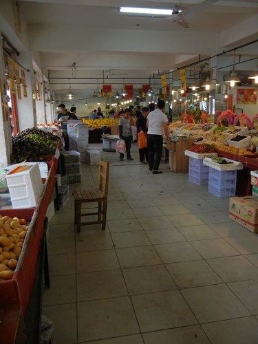 Fruit Shop and Market, Shenyang, China, May 2012 _ 9786