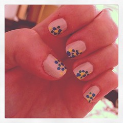 Beachy manicure, or at least that's what I was aiming for