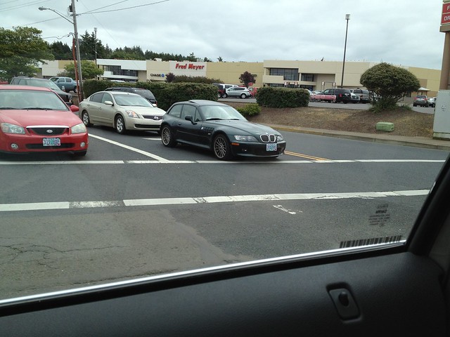 Spotted in Newport Oregon: M54B30 Z3 Coupe | Oxford Green | Walnut