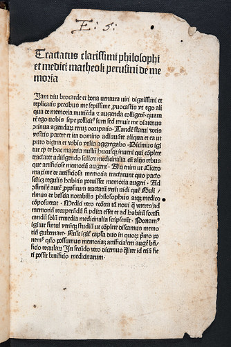 Incipit title and 18th century shelfmark in Matheolus Perusinus: De memoria augenda