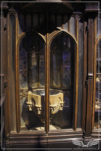 The Establishing Shot: The Making of Harry Potter Tour - Interior Sets - Dumbledore's Office by Craig Grobler