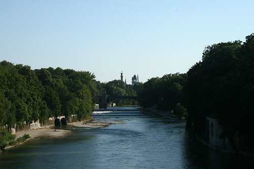 Isar - Blick Richtung Maximiliansbrücke