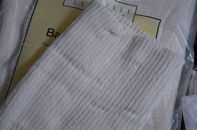 bar mop towels with package