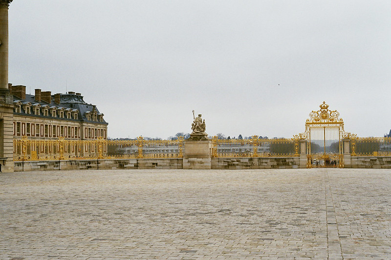 Versailles - entrance