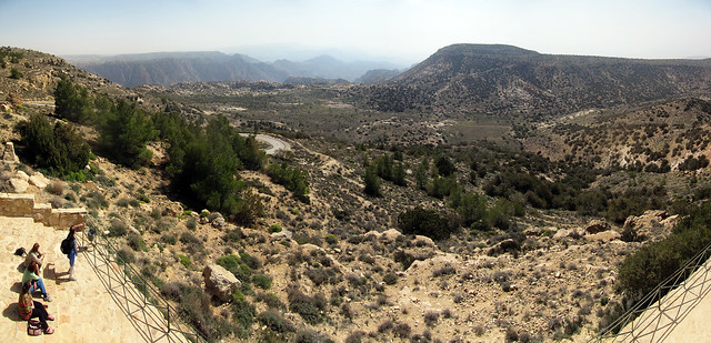 wadi-dana-panorama