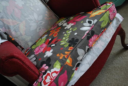 Slipcover gray floral