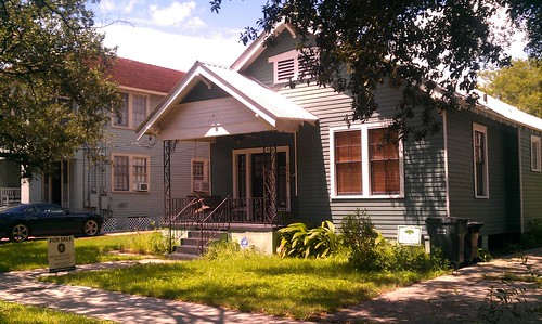 2514 S. Carrollton Ave. Great Neighborhood Sellabration 2012