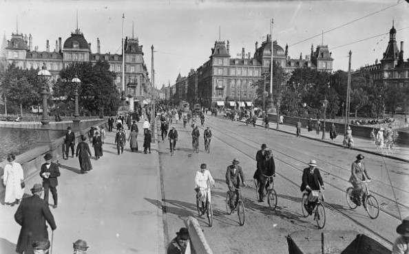 Danish Bicycle History - Dr. Louises Bridge