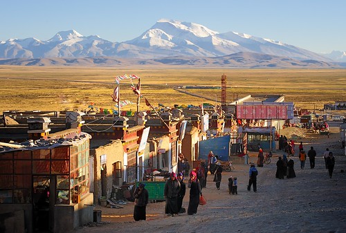 The bustling town of Darchen, Tibet by reurinkjan